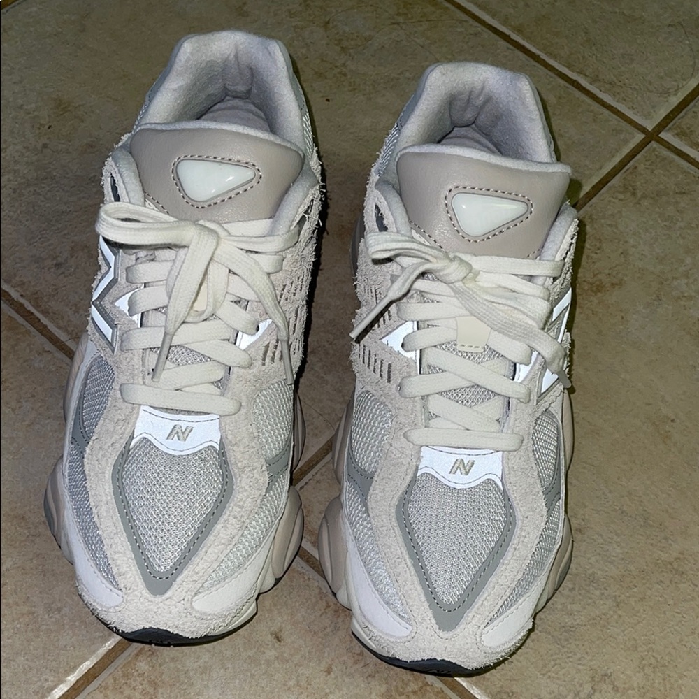 Stylish grey and White New Balance 9060